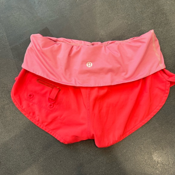 LULULEMON FLIP OUT BOARD SHORTS FLASH/WEE STRIPE PRINTED DUNE FLASH SIZE0 - Picture 2 of 3